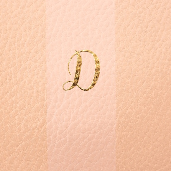 G.I.L.I. Peach fuzz color pebble grain leather monogram pouch bag with letter D - Picture 3 of 13